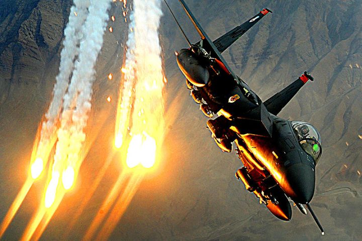 F-15E_flares