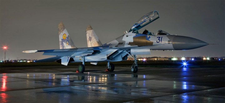 Su27-Night-Ramp-800